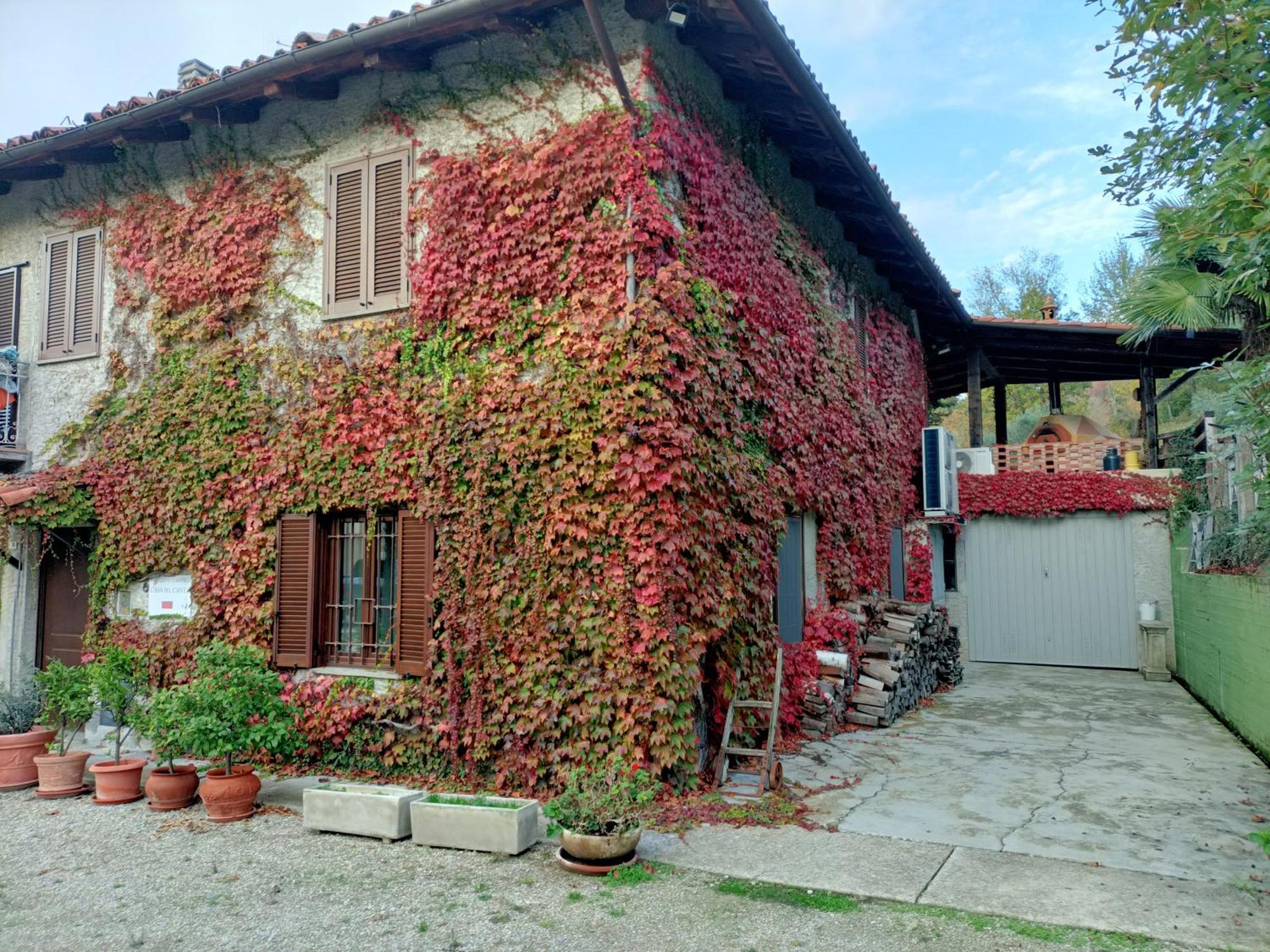 Casa Del Canta Borgomale Екстер'єр фото